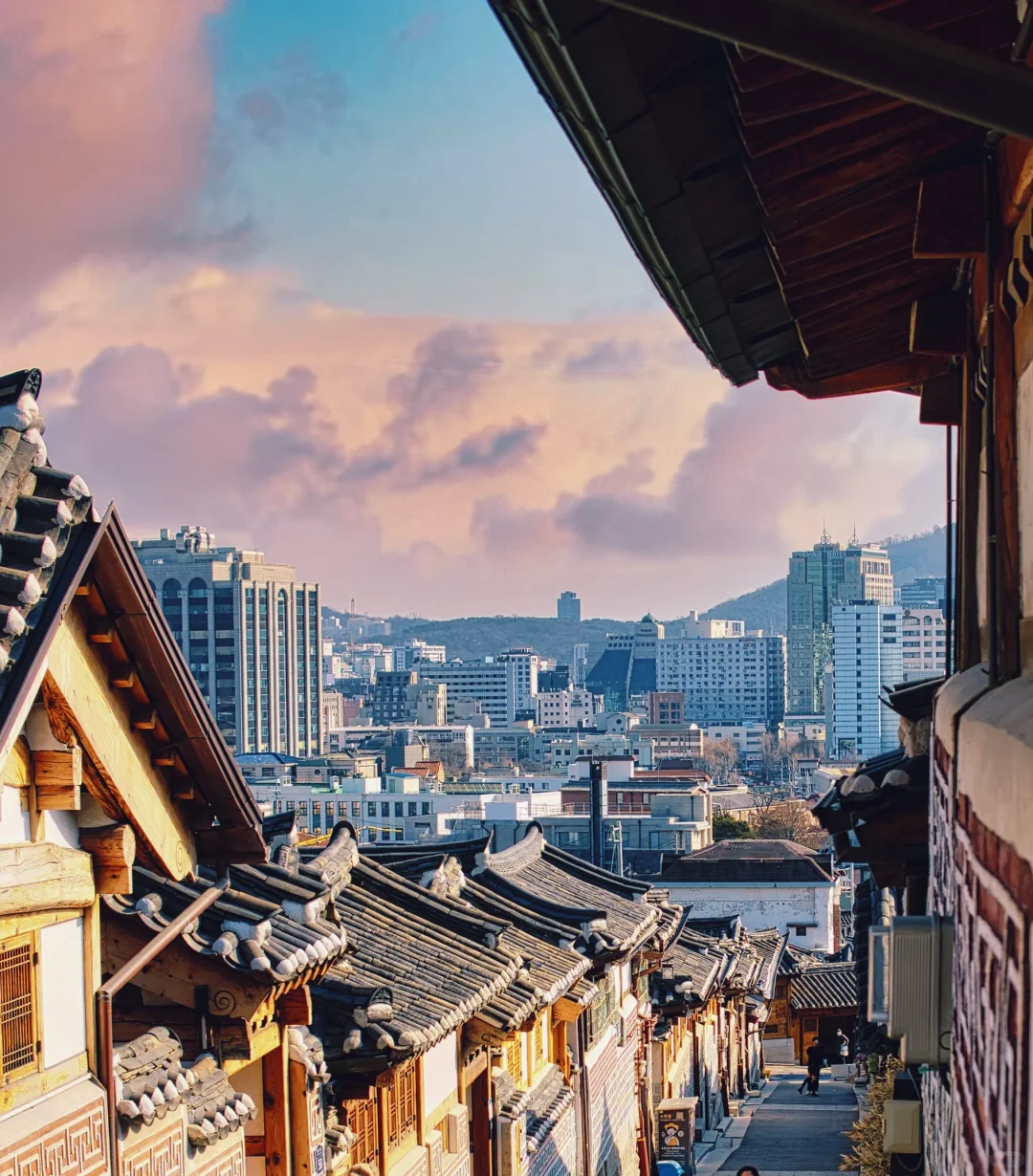 Seoul-Top 10 attractions in Seoul?. Gyeongbokgung Palace, Bukchon Hanok Village, Insadong Street...