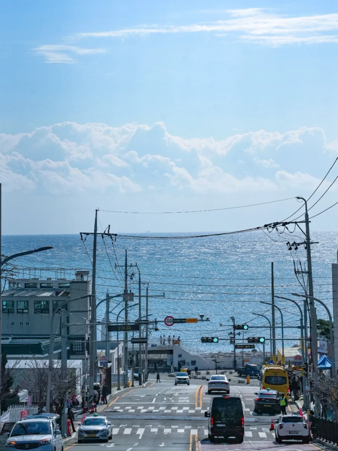 Seoul-I was shocked by the TOP8 beautiful scenery in Korea?. Itaewon, Han River and Lotte World