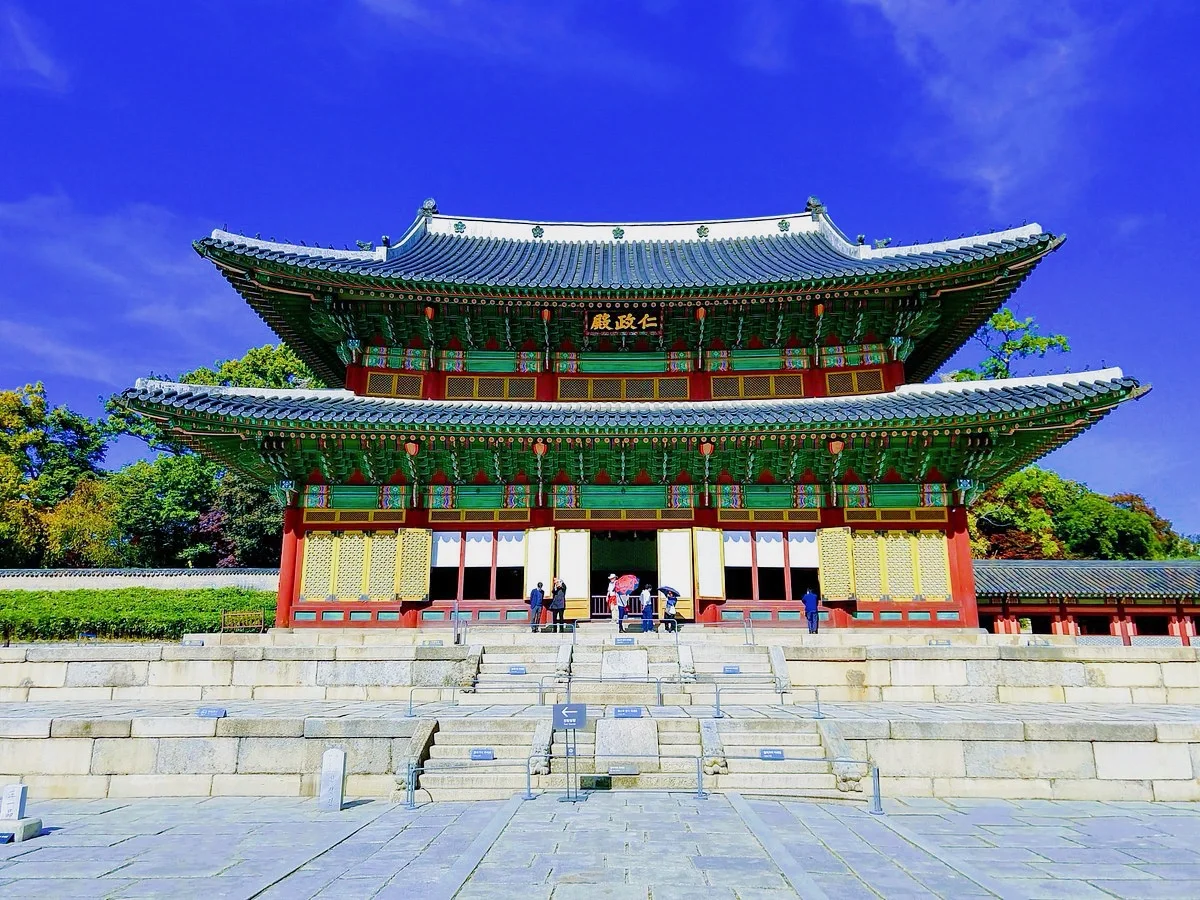 Seoul-Top 10 attractions in Seoul?. Gyeongbokgung Palace, Bukchon Hanok Village, Insadong Street...