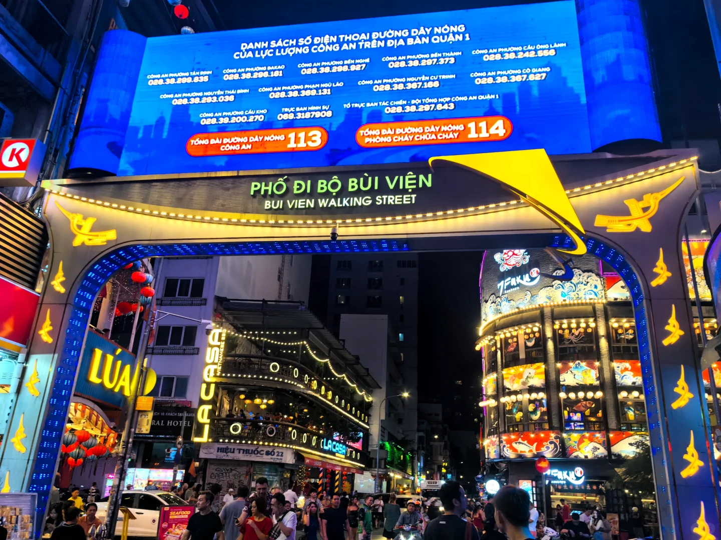 Ho Chi Minh-The bar street is not "Fanwu Old Street", but Bui View Walking Street