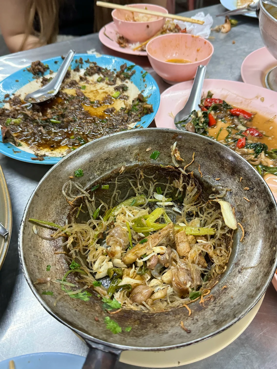 Chiang Mai-Lerd Rote Tai Rom Ma, fried crab claws with black pepper is very delicious