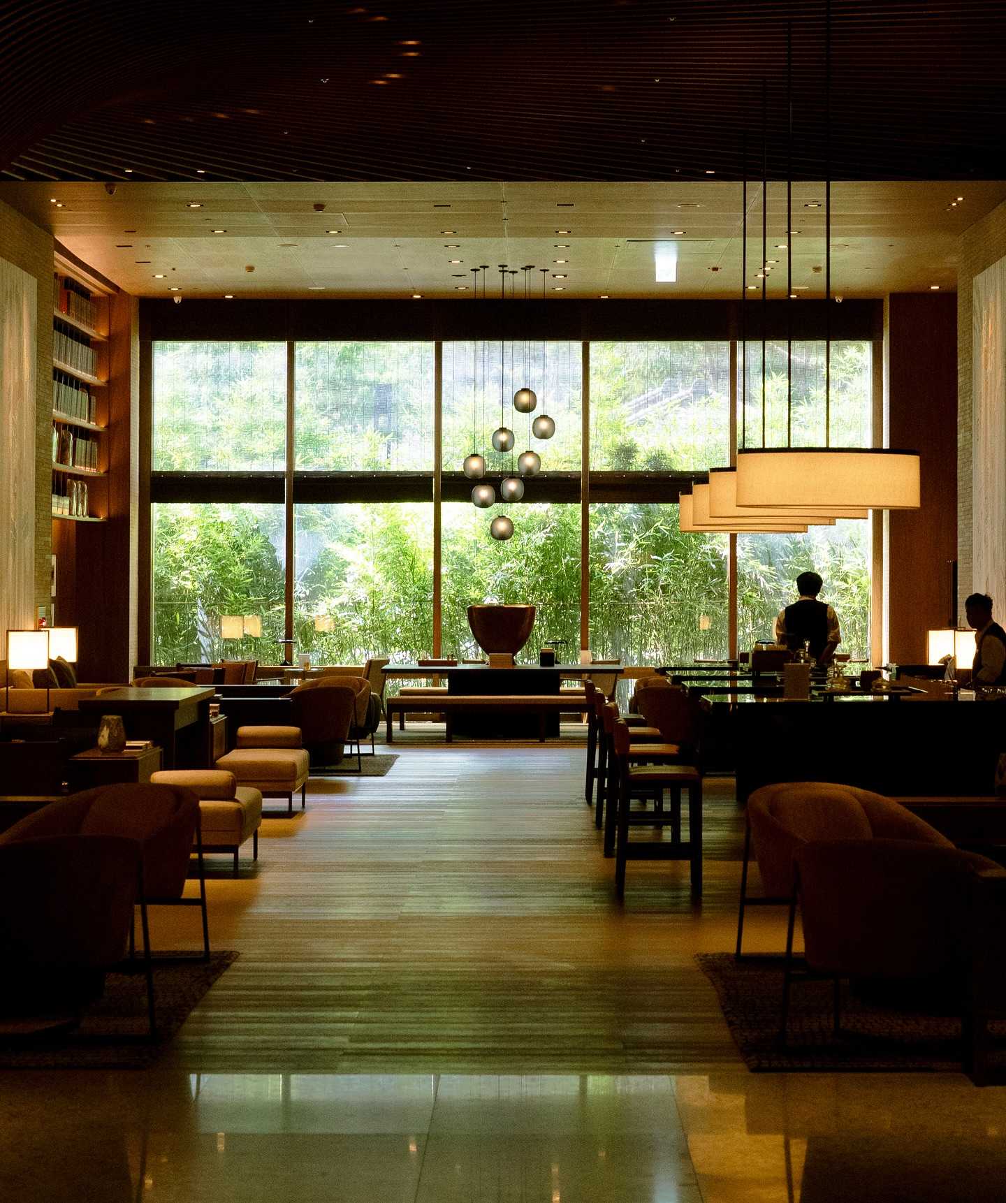Taiwan-Le Meridien Hualien, the hotel's 25th-floor sky bar offers a panoramic view of the magnificent mountains