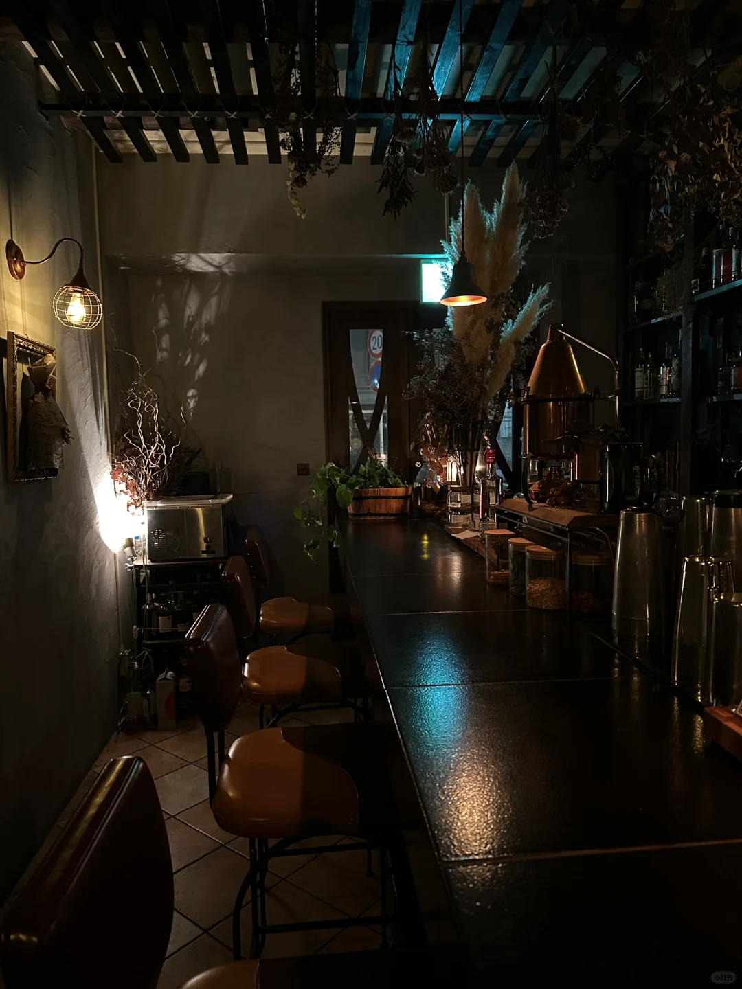 Okinawa-Okinawa Alchemist Ryukyu Bar?, a bar menu based on local climate