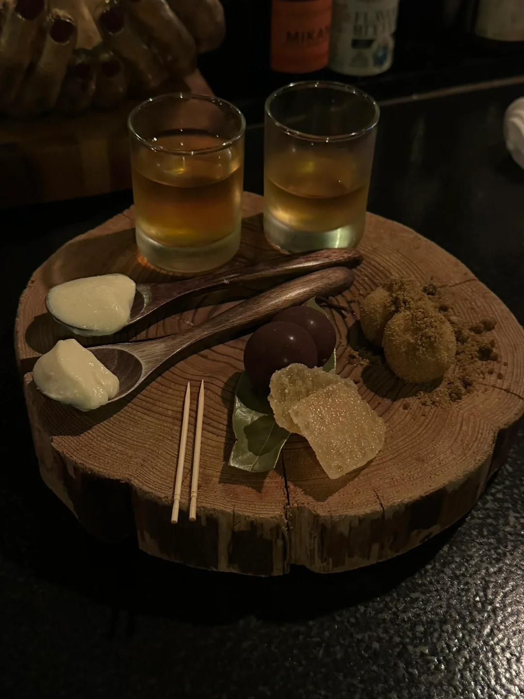Okinawa-Okinawa Alchemist Ryukyu Bar?, a bar menu based on local climate