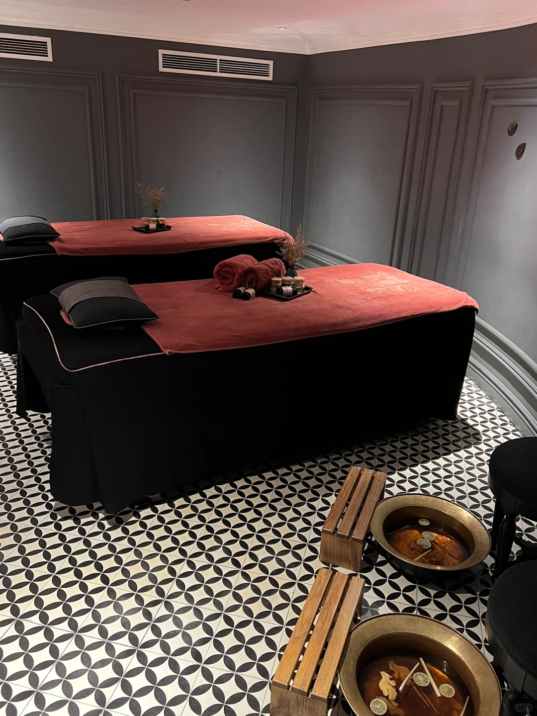 Hanoi-La Siesta Hotel?, a Hanoi hotel with luxurious decoration and spa experience