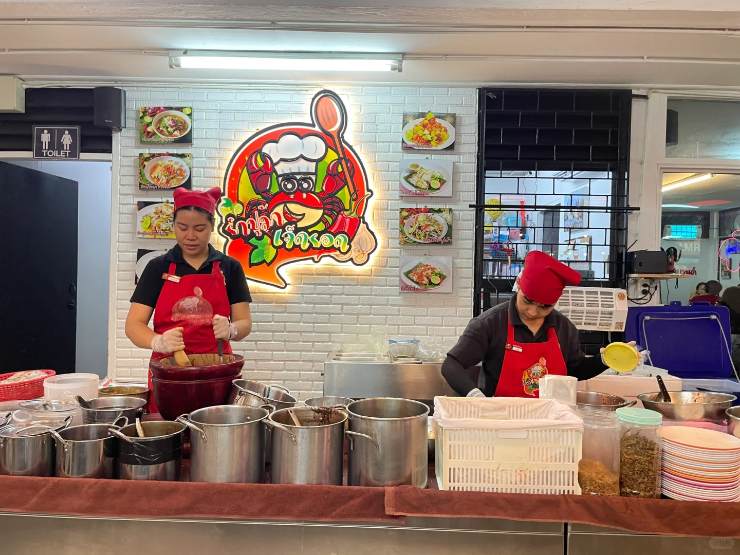 Chiang Mai-Yumpummajedyod?, the first thing to do when you come to Chiang Mai is to eat at this raw pickled restaurant