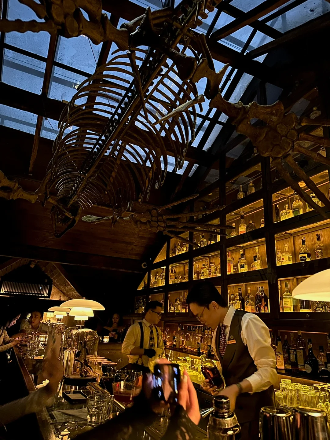 Hanoi-Hanoi is exempted from the bill by The Hafling ton bar, which is ranked among the top 100 in Asia