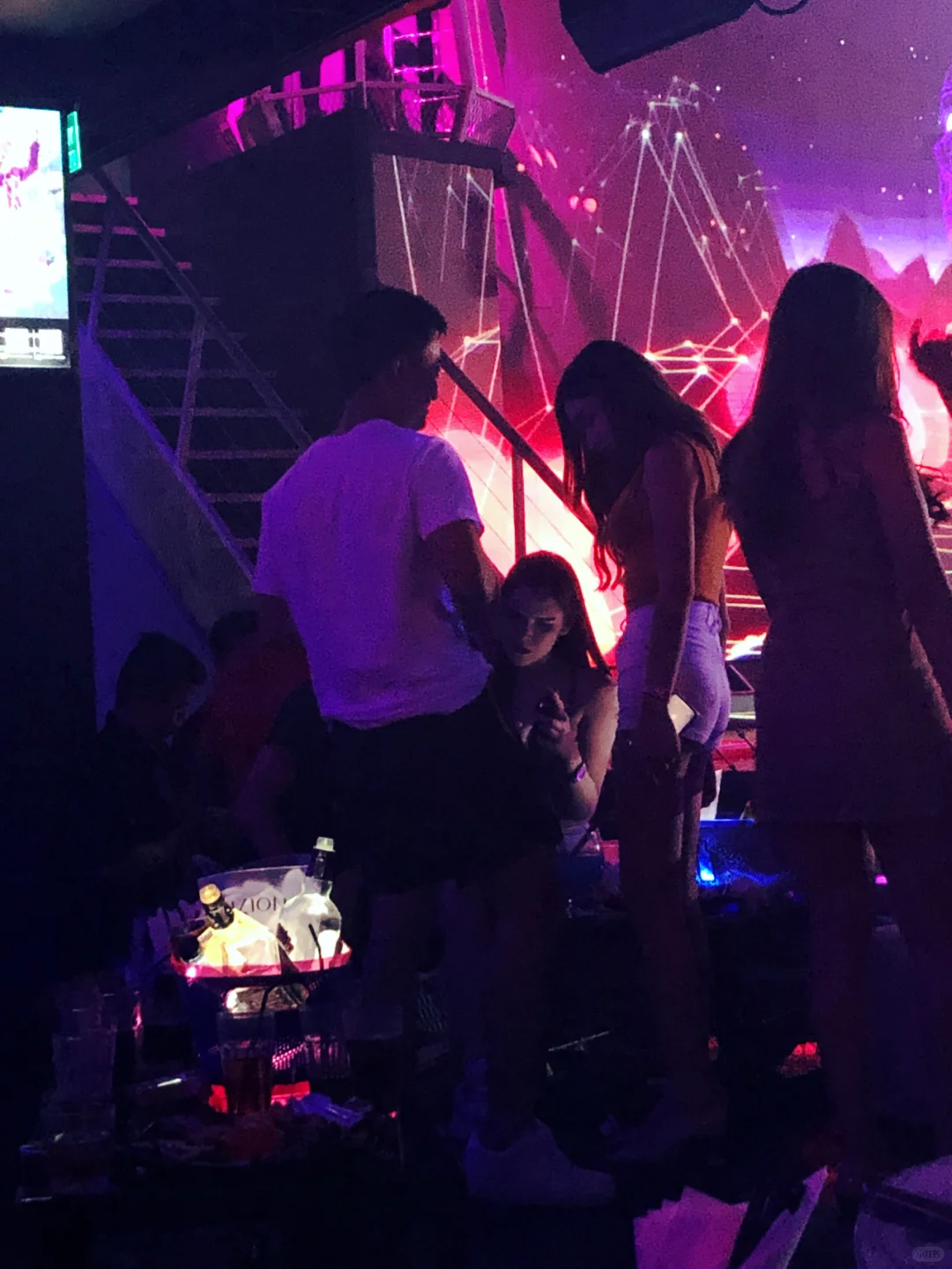 Phuket-Phuket Bar Recommendations? | Thailand Nightclub Illuzion Disco Guide?