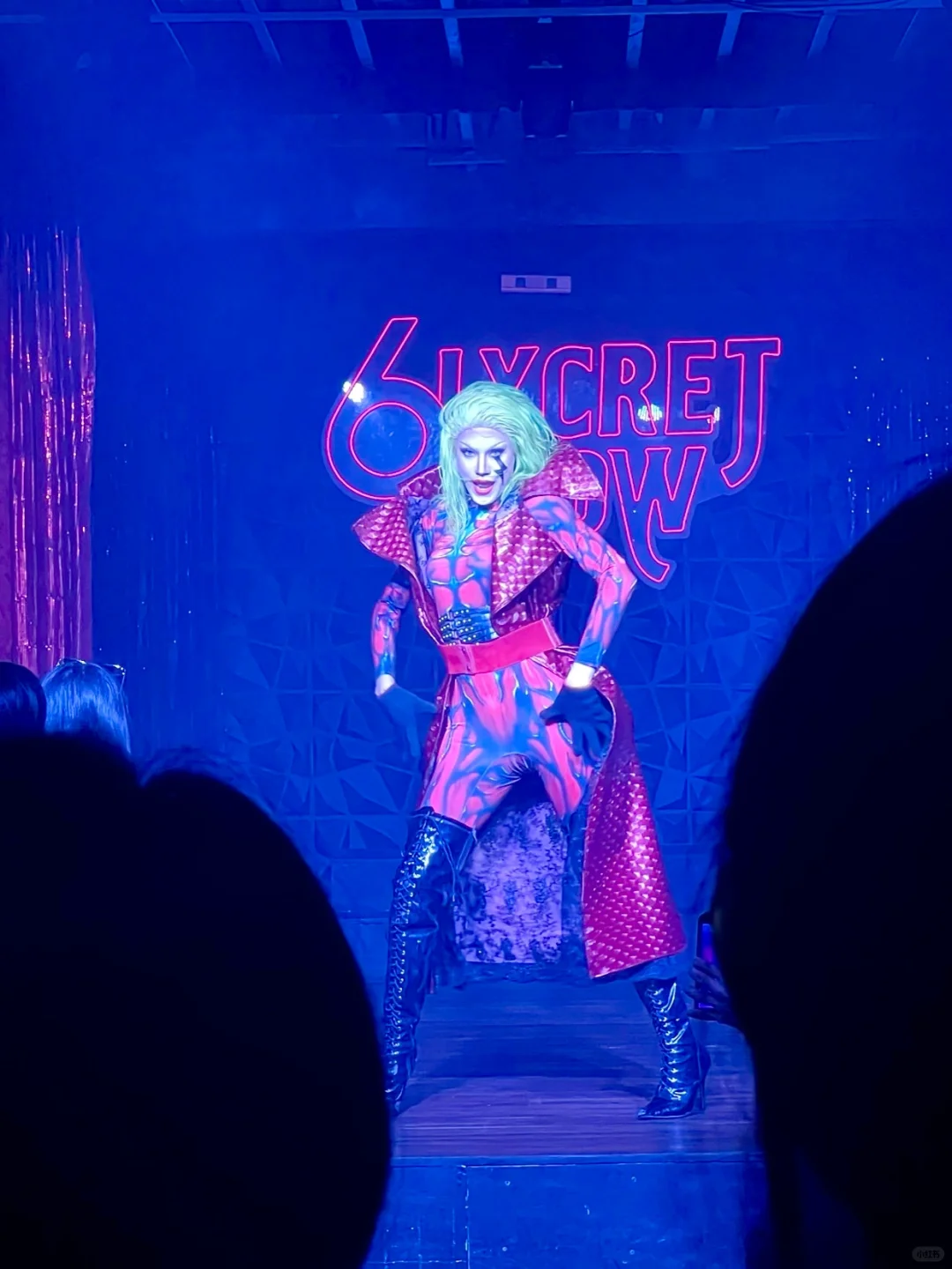 Chiang Mai-Chiang Mai 6ixcret show, you can even see Taylor Swift live concert