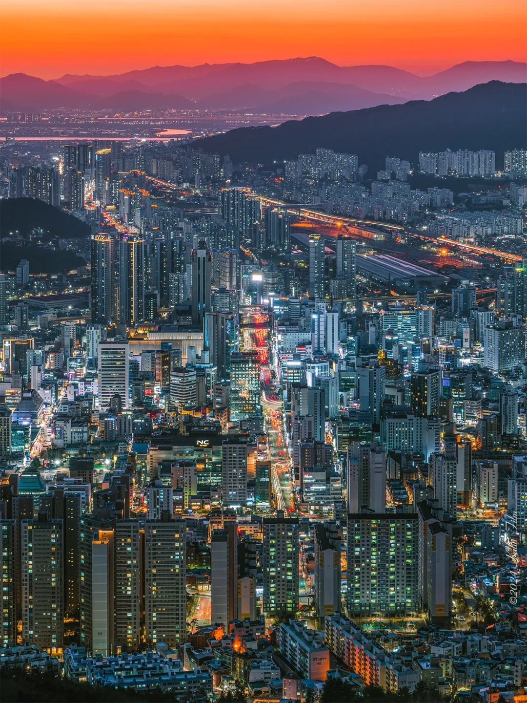 Busan/Jeju-Busan Night View ?｜Hwangnyeongsan Observation Deck & Beacon Tower