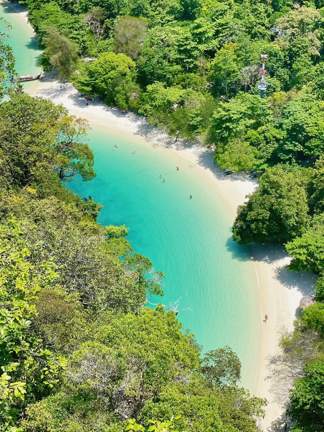 Krabi-The Tubkaak Krabi Boutique Resort Hotel?, you can arrange a happy sea trip when you go out