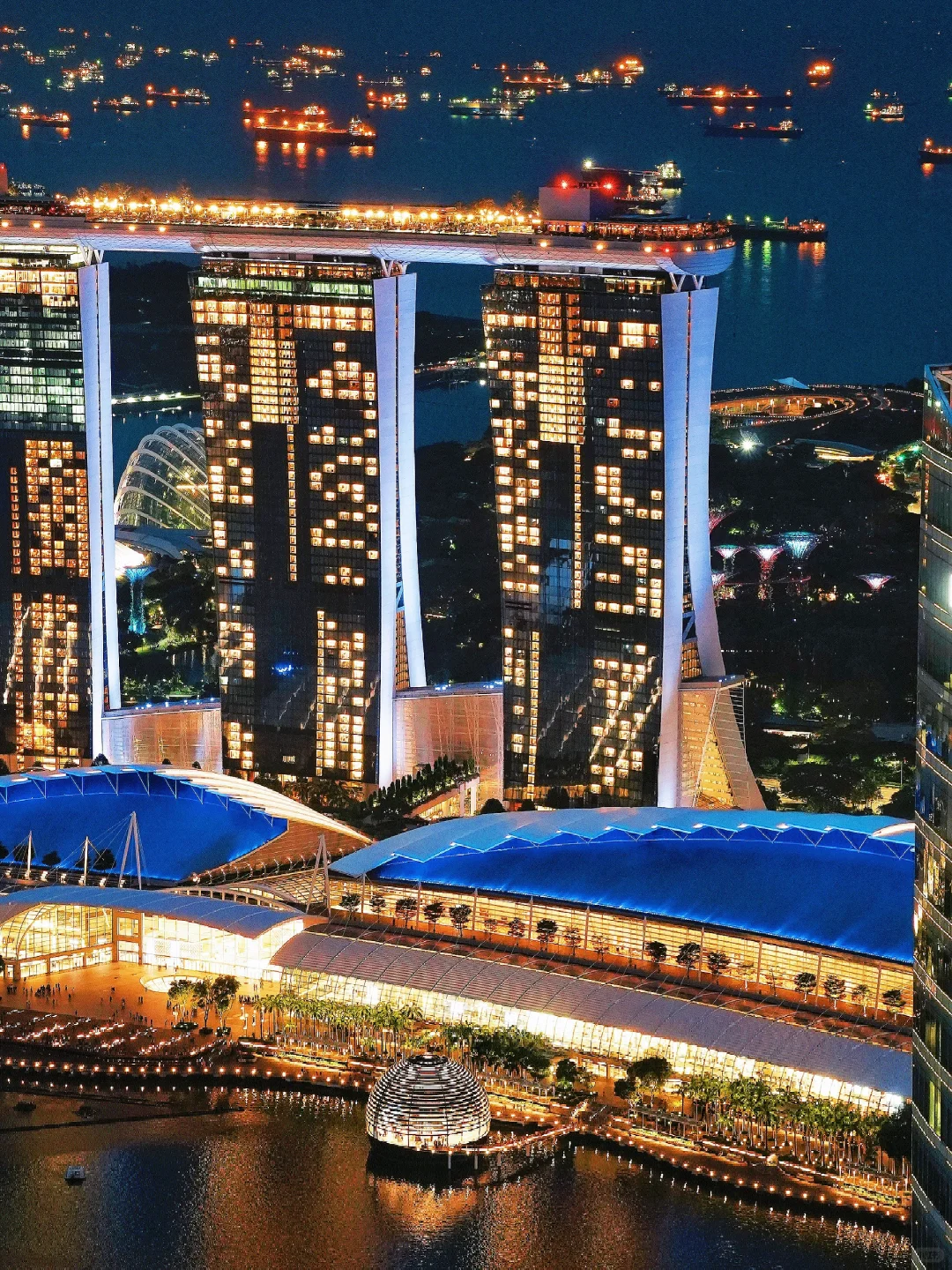 Singapore-Singapore city night view? | I captured the blues moment here