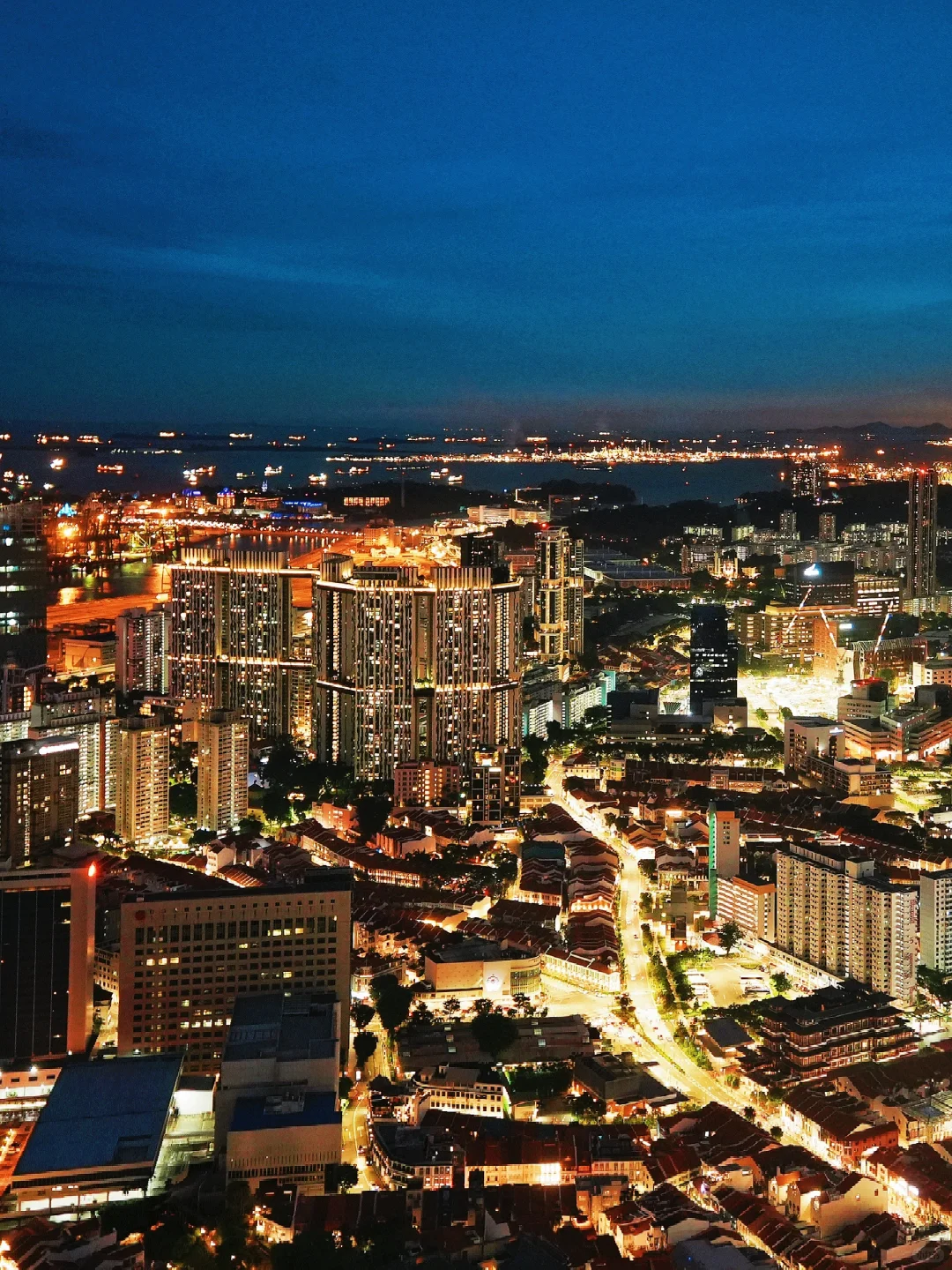Singapore-Singapore city night view? | I captured the blues moment here