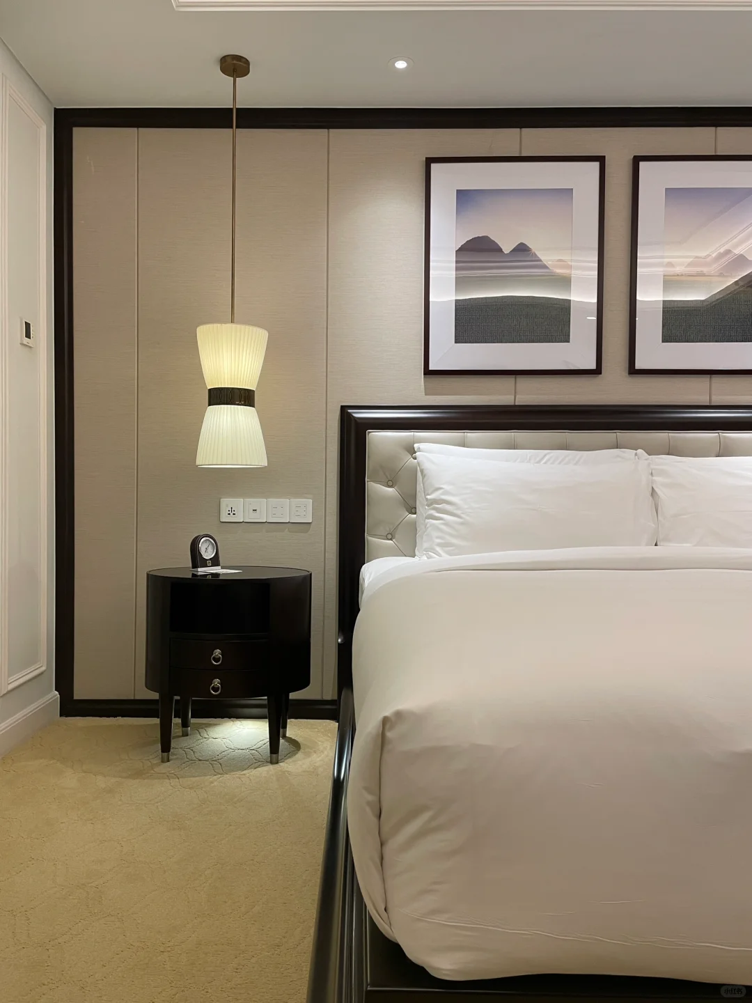 Ho Chi Minh-Mai house saigon hotel, the decoration style is both modern and retro