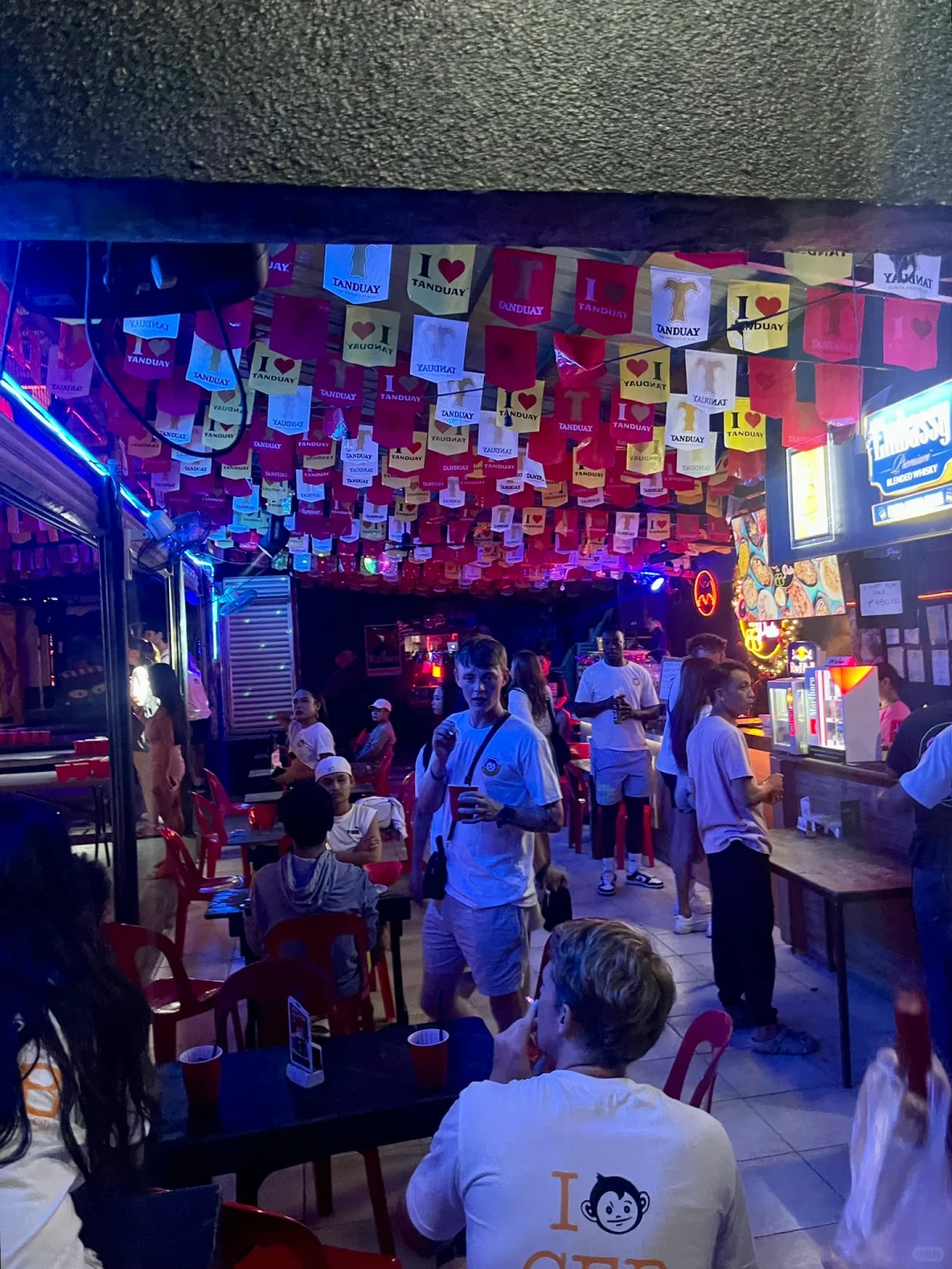 Cebu-Mad Monkey in Cebu and Bohol?, a cheap hostel where you can also experience the joy of disco