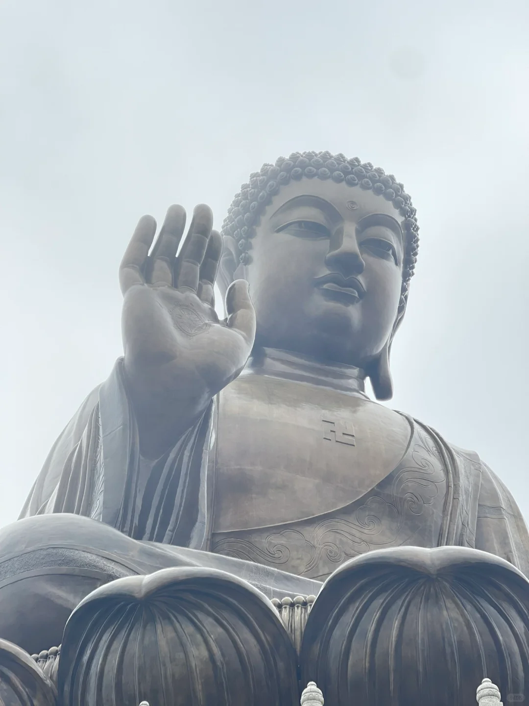 Hong kong-?Weekend trip to Hong Kong, the huge Buddha statue on Lantau Island cleanses your soul⛰️