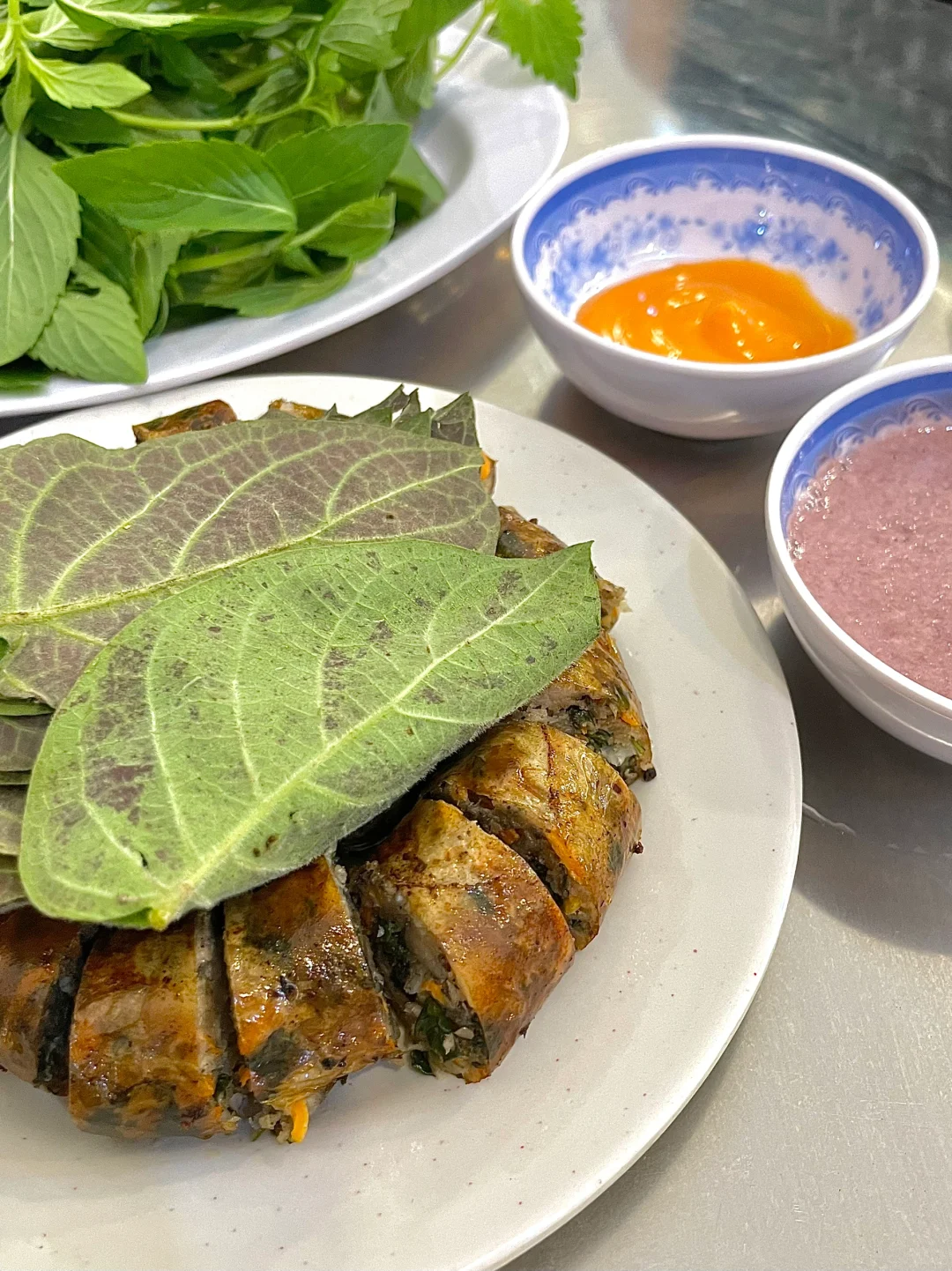 Ho Chi Minh-Recommended local restaurants in Ho Chi Minh, ?seafood is relatively cheap