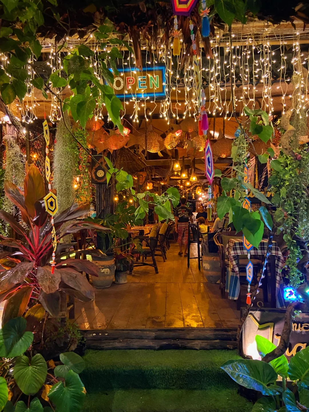 Krabi-Thailandia Bar n Restaurant?, a nature-style restaurant located in AoNang Bar Street