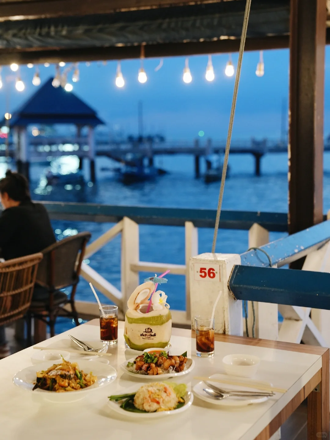 Pattaya-The Oxygen Beachfront Oasis Pattaya?, the best sunset restaurant in Pattaya