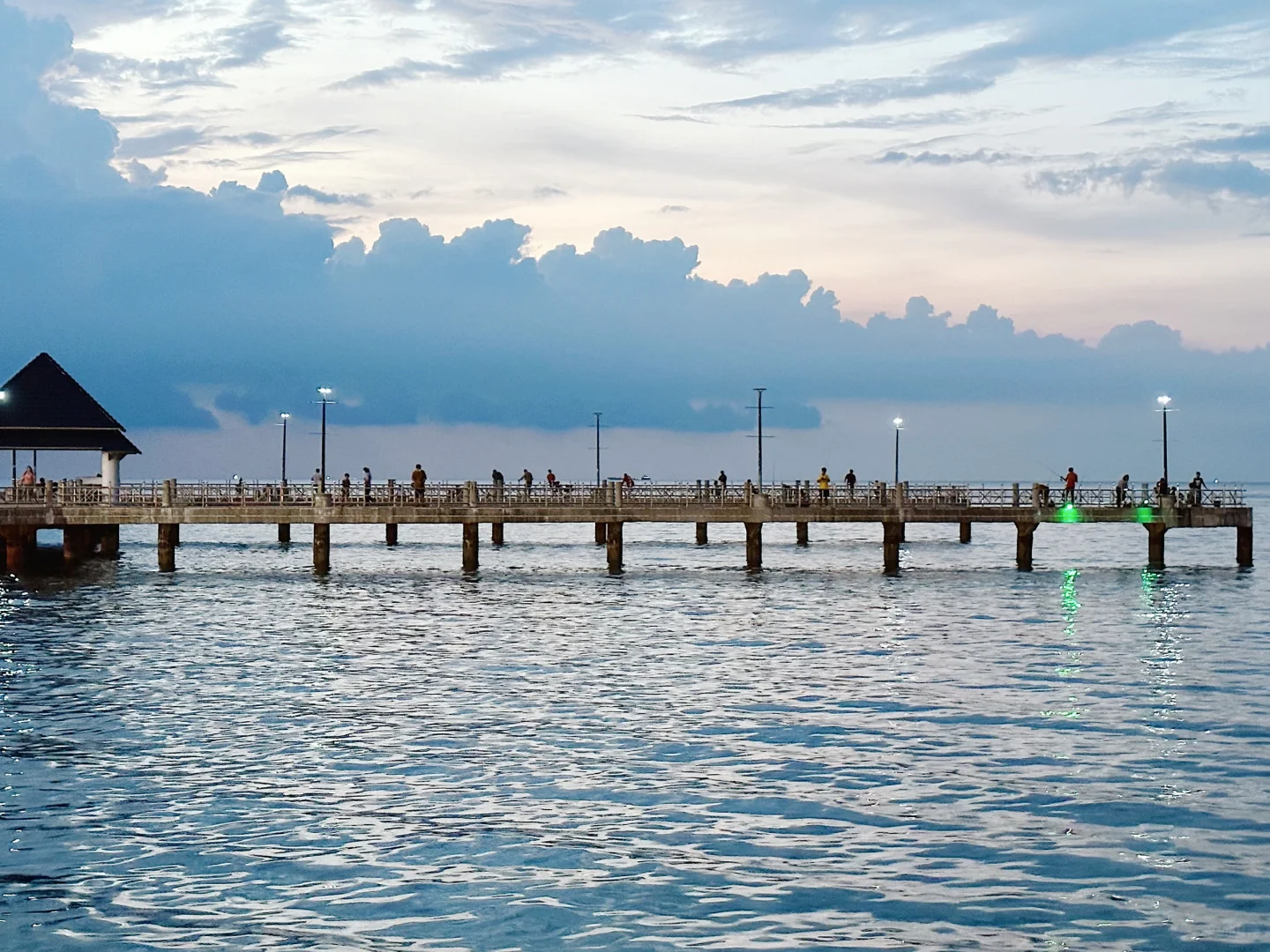 Pattaya-The Oxygen Beachfront Oasis Pattaya?, the best sunset restaurant in Pattaya