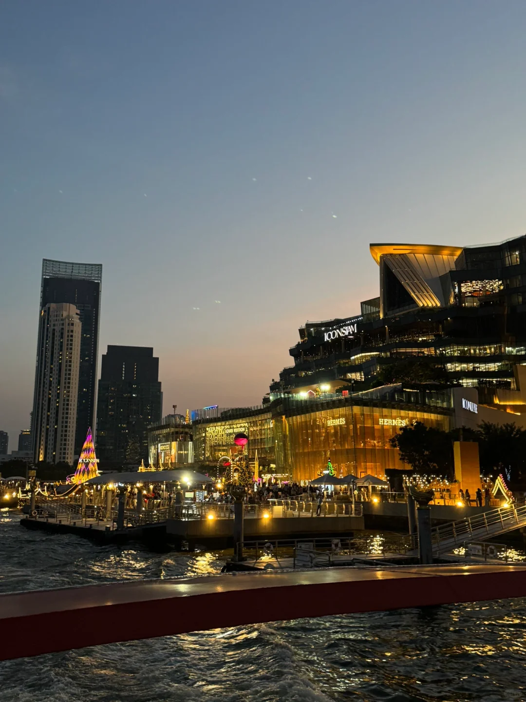 Bangkok-A city view you can’t miss when traveling to Bangkok?, a sunset cruise on the Chao Phraya River