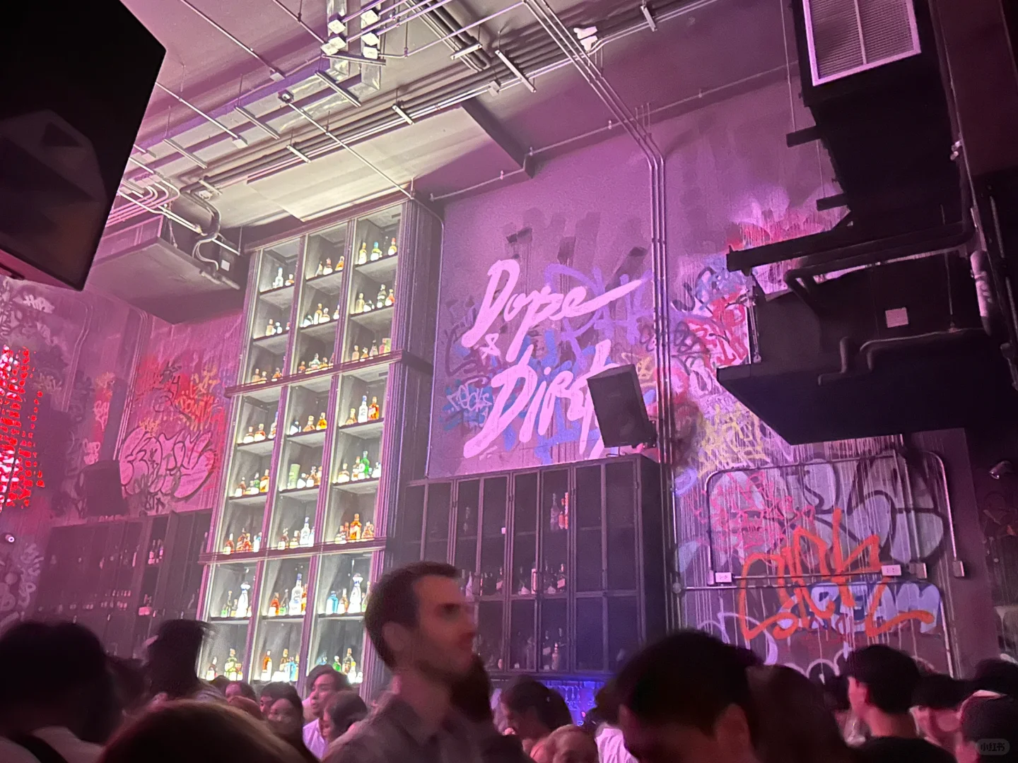 Bangkok-Dope&dirty nightclub?️, mainly European and American hip-hop music, super exciting atmosphere