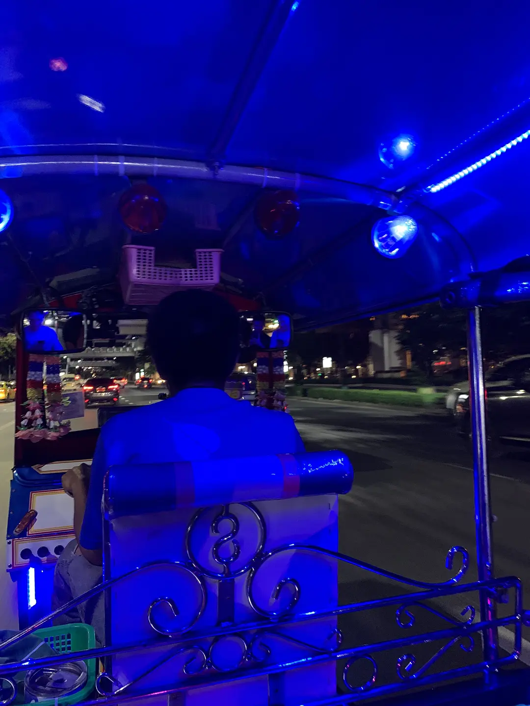 Bangkok-3 days in Bangkok and 3 days in Chiang Mai?, focusing on a casual trip