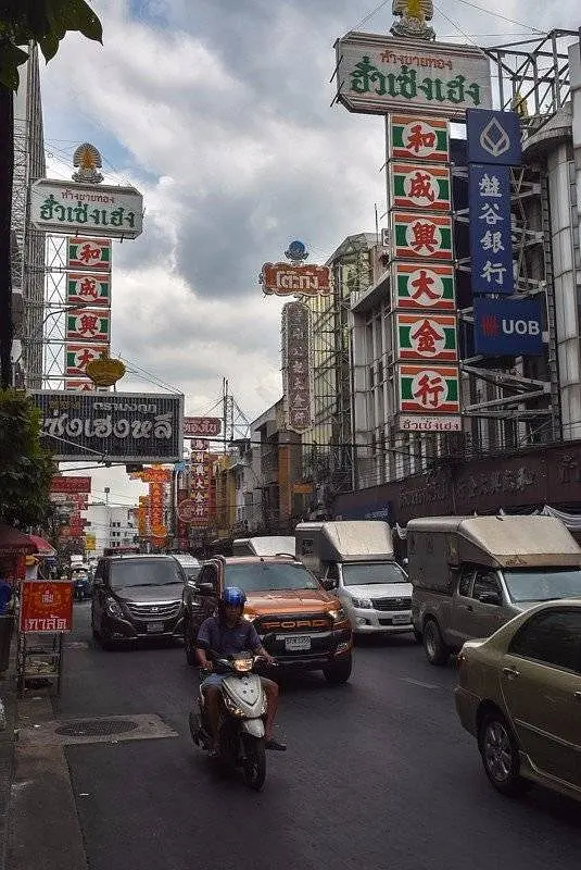 Bangkok-Bangkok in-depth travel guide, a transit point to Chiang Mai, another version of Tokyo