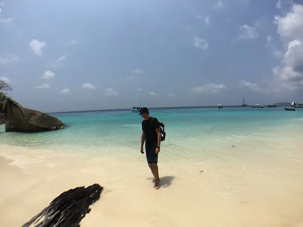 Bangkok-Nine days and eight nights of travel in Thailand. Visit Similan, Tachai, Bangkok and many other cities