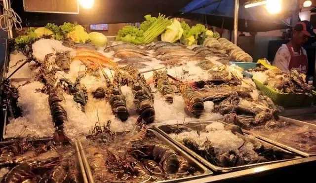 Hua Hin-Hua Hin: Thailand's most traditional seaside resort, where the King of Thailand has lived for a long time