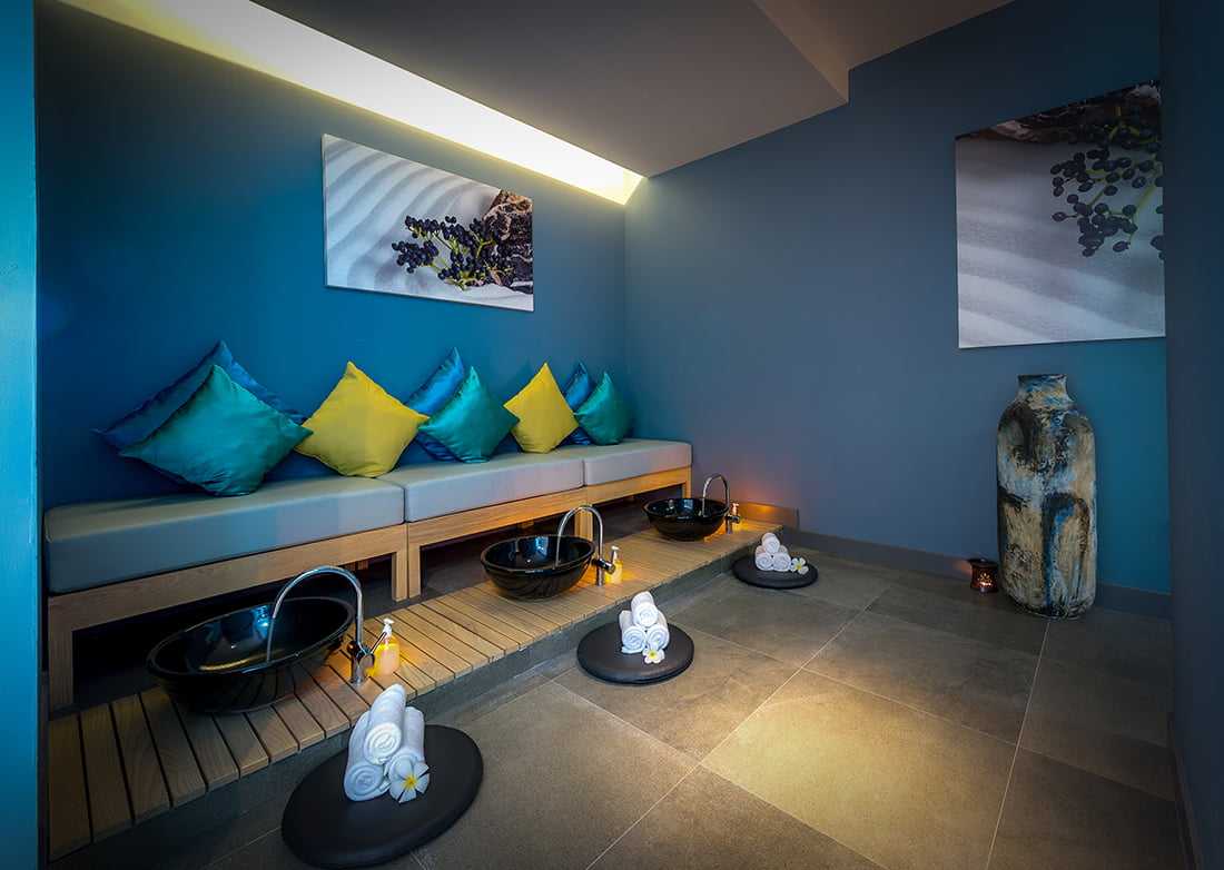 Krabi-Embrace the Calm at Let’s Relax Spa, blending grey rocks and turquoise waters