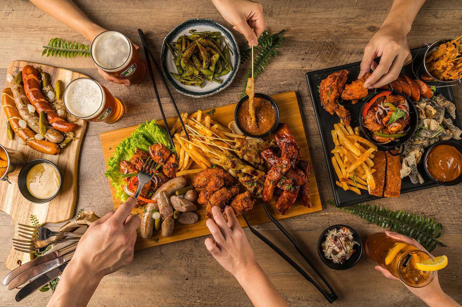 Singapore-Clarke Quay and Riverbank's best nightlife, riverbank's popular nightclubs and bars