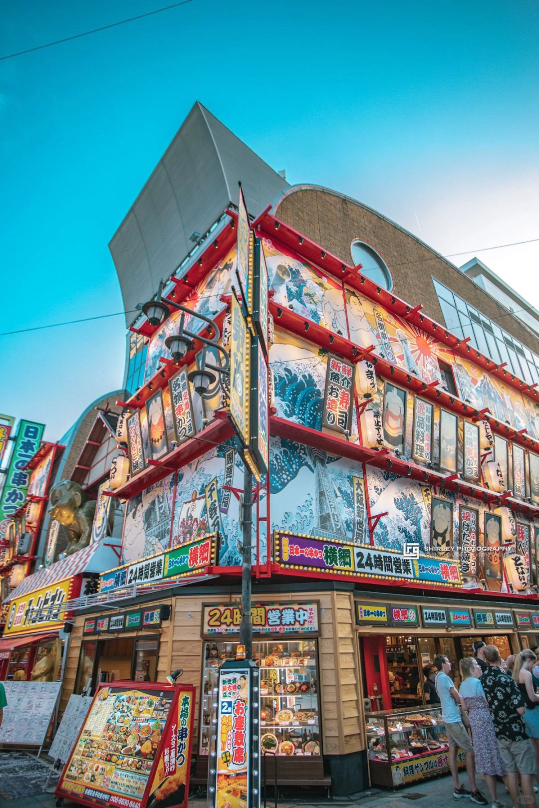 Osaka-Don't miss the hidden spot of Osaka's Tsutenkaku? , where you can see the entire city