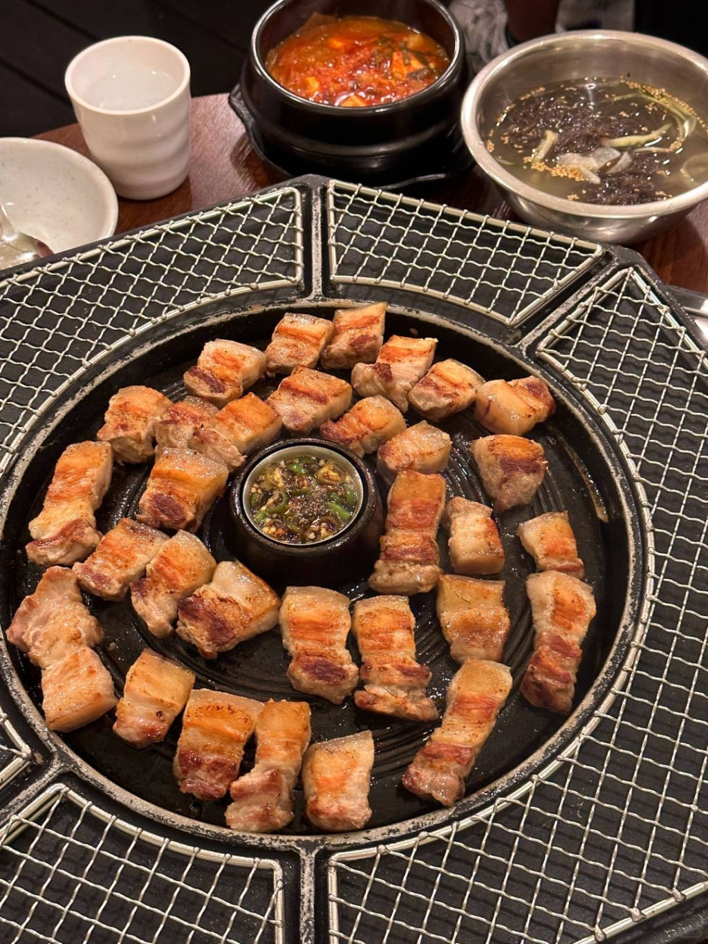 Seoul-18 must-try restaurants in Seoul that you won't regret visiting. You can find them on Google Maps
