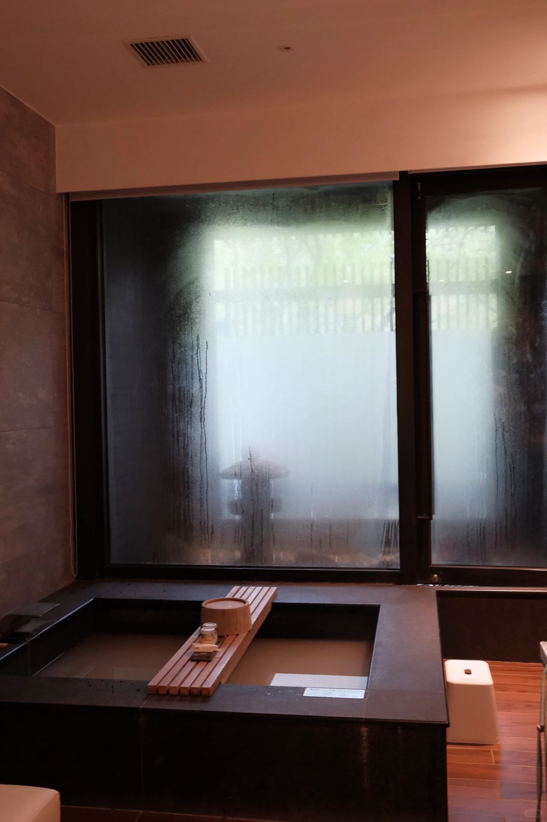 Taiwan-Beitou Hot Spring Hotel, Huashan 1914, Taipei 101 Half Day Check-in