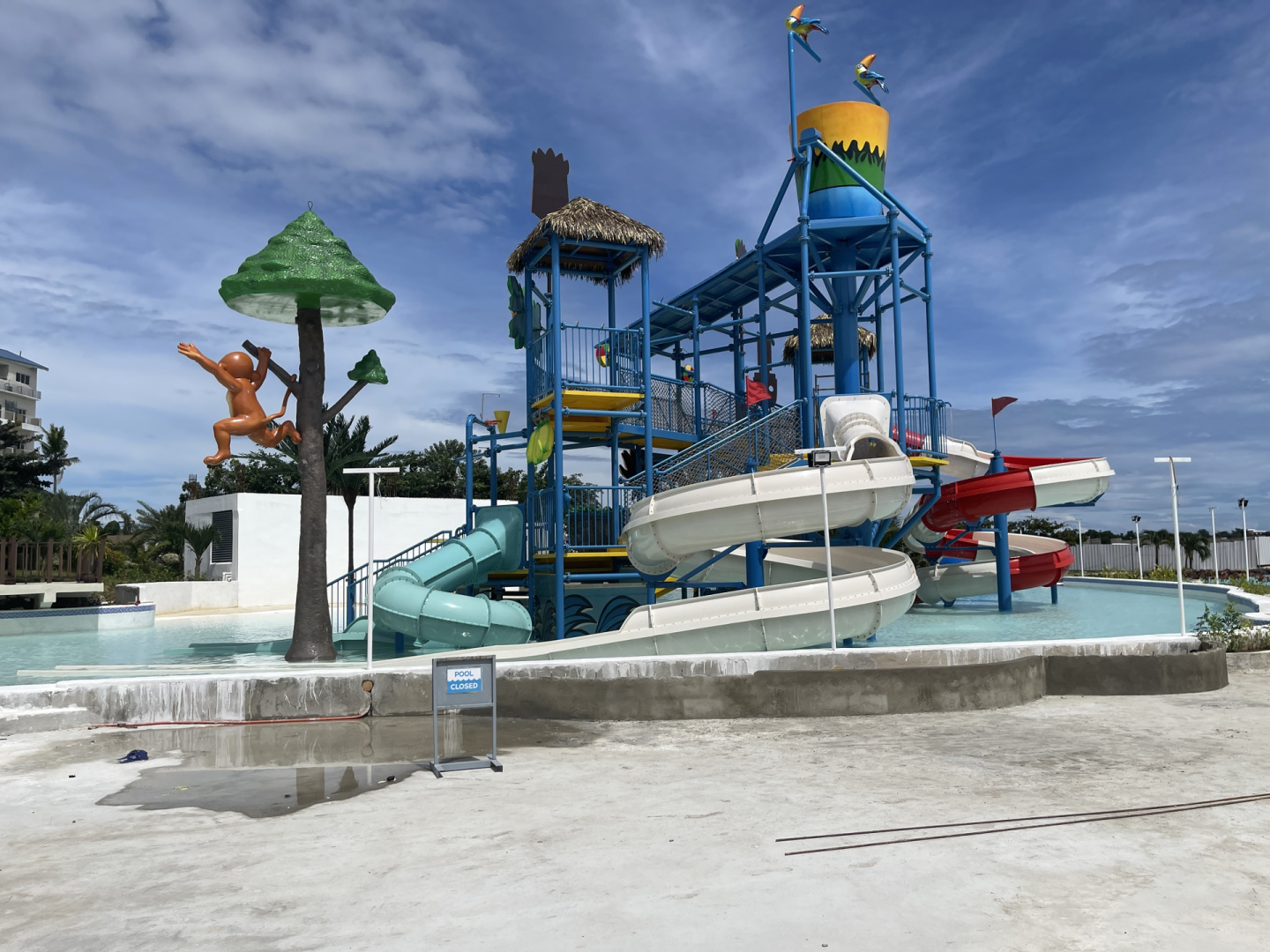 Cebu-Cebu Mactan Soleil Palm Resort is close to the beach and you can also go diving