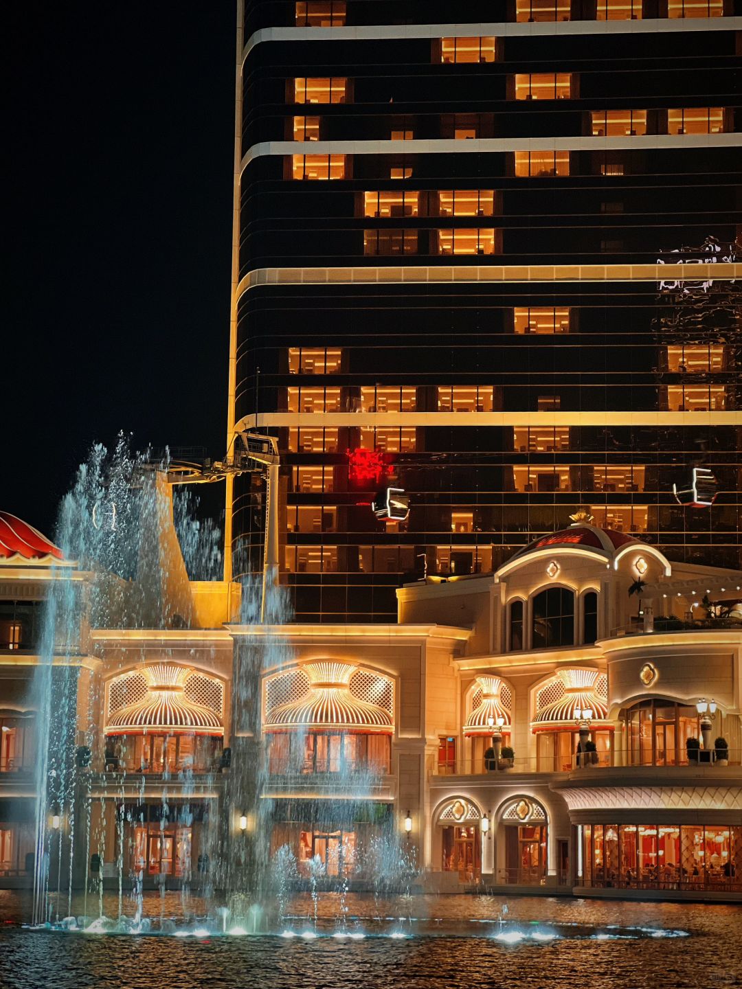 Macao-The world is a huge playground?, Macau travel city street scene