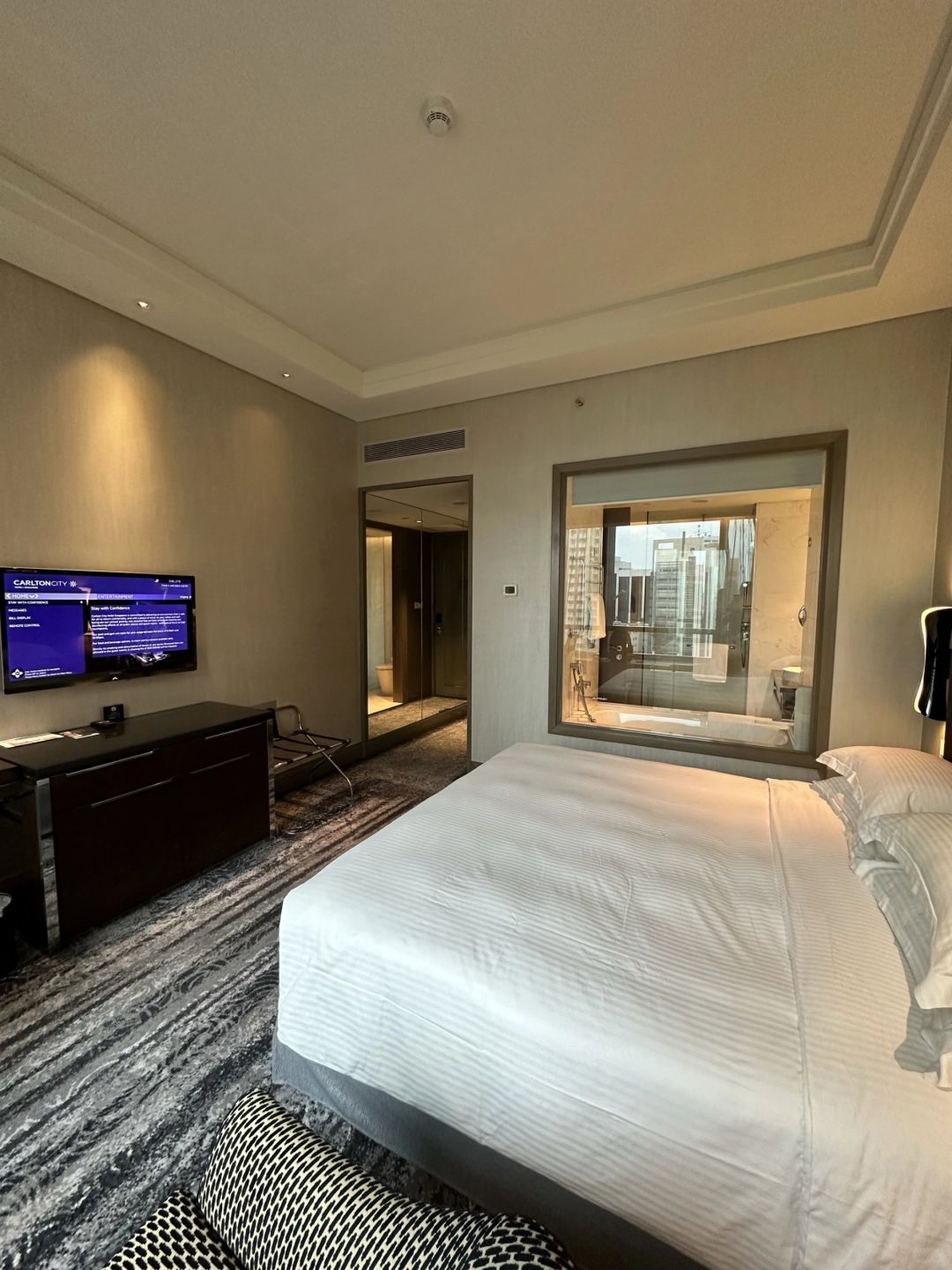 Sapporo/Hokkaido-Carlton City Hotel Singapore, close to Chinatown, full house smart home