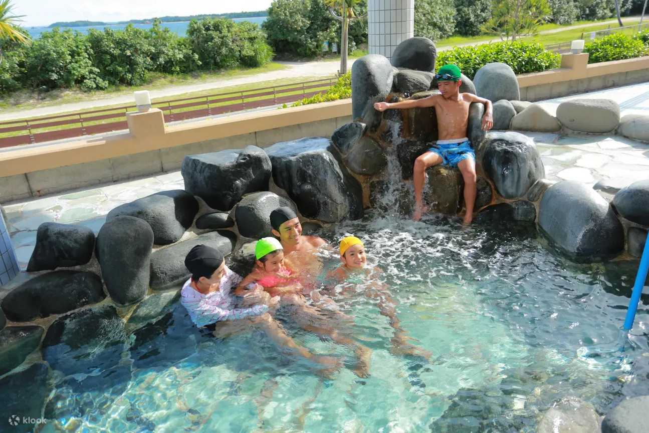 Okinawa-TAPIC Thalasso Center Kanna Water Park, spend a fun and relaxing time together