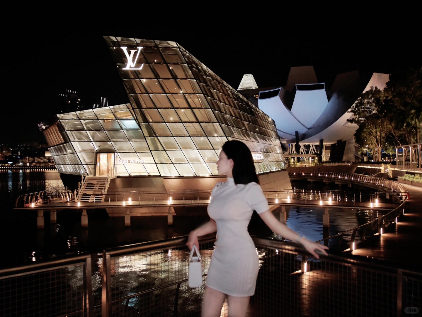 Singapore-9 super beautiful check-in spots in Singapore?‍♀️. Sentosa Beach, Universal Studios, Water LV