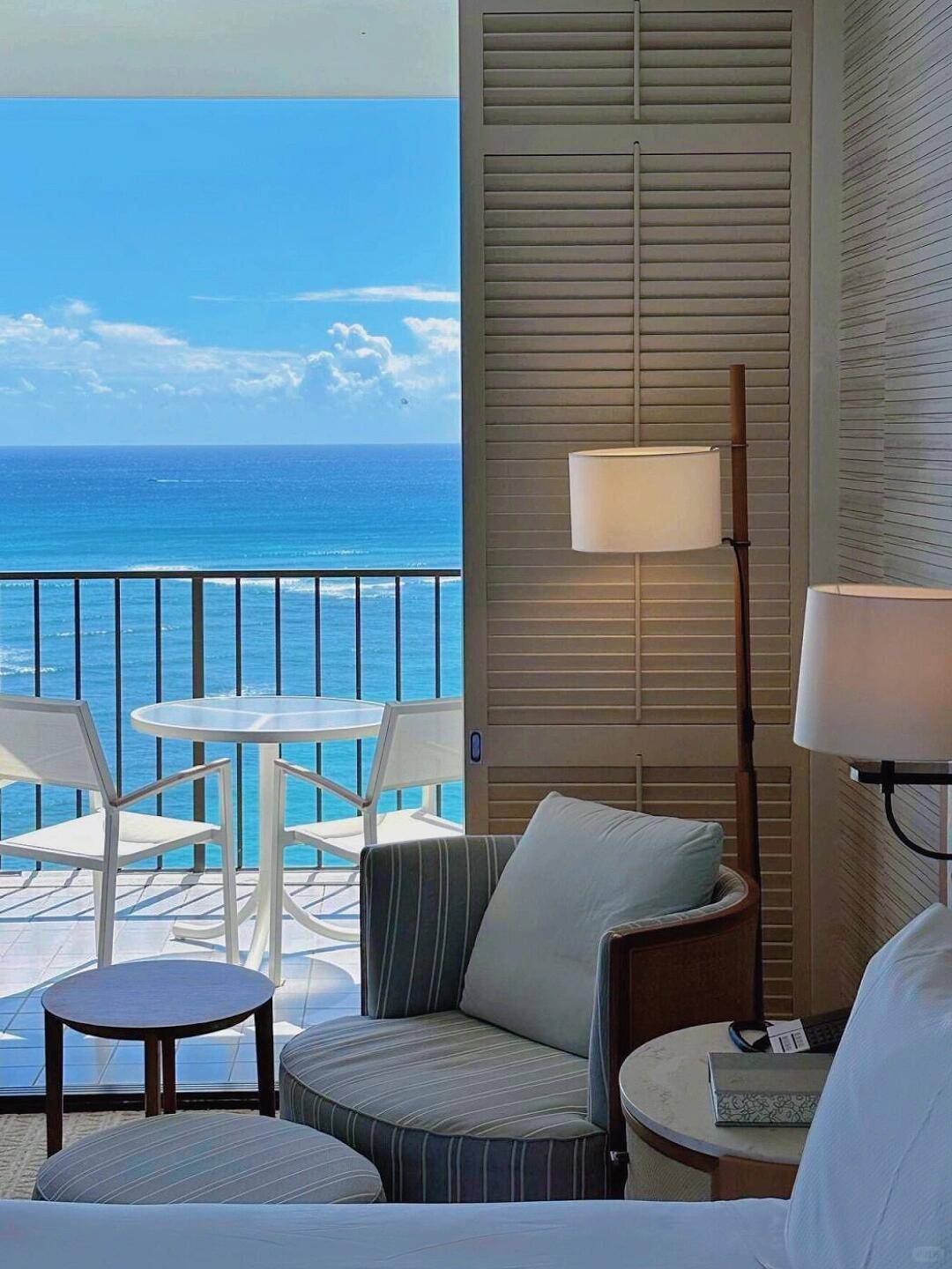 Okinawa-Halekulani Hotel in Okinawa?, surrounded by white sandy beaches and lush greenery