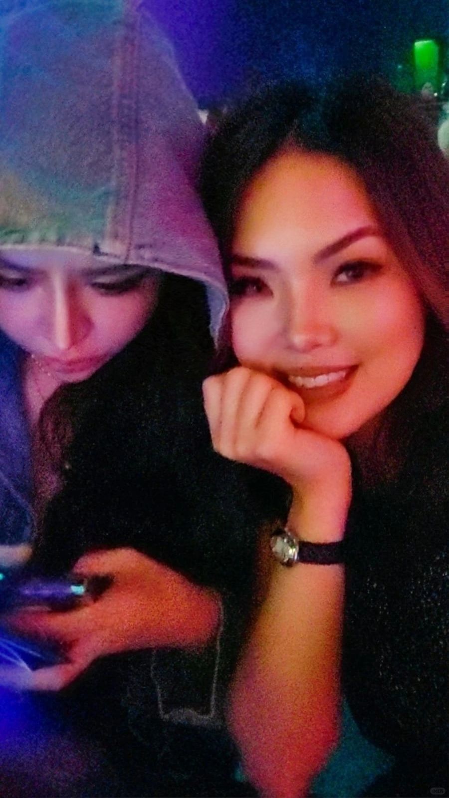 Jakarta-Drinking and dancing at Social House in Jakarta with my girlfriends