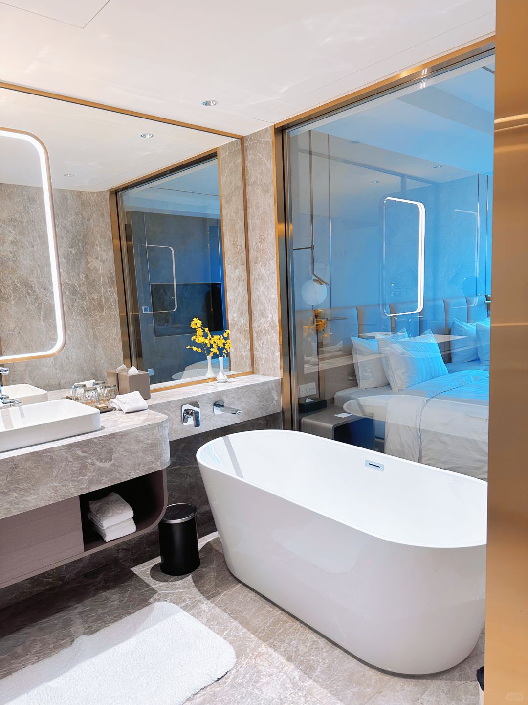 Taiwan-Taipei Grand HiLai Hotel, Golden Key International Luxury Hotel Service Certification
