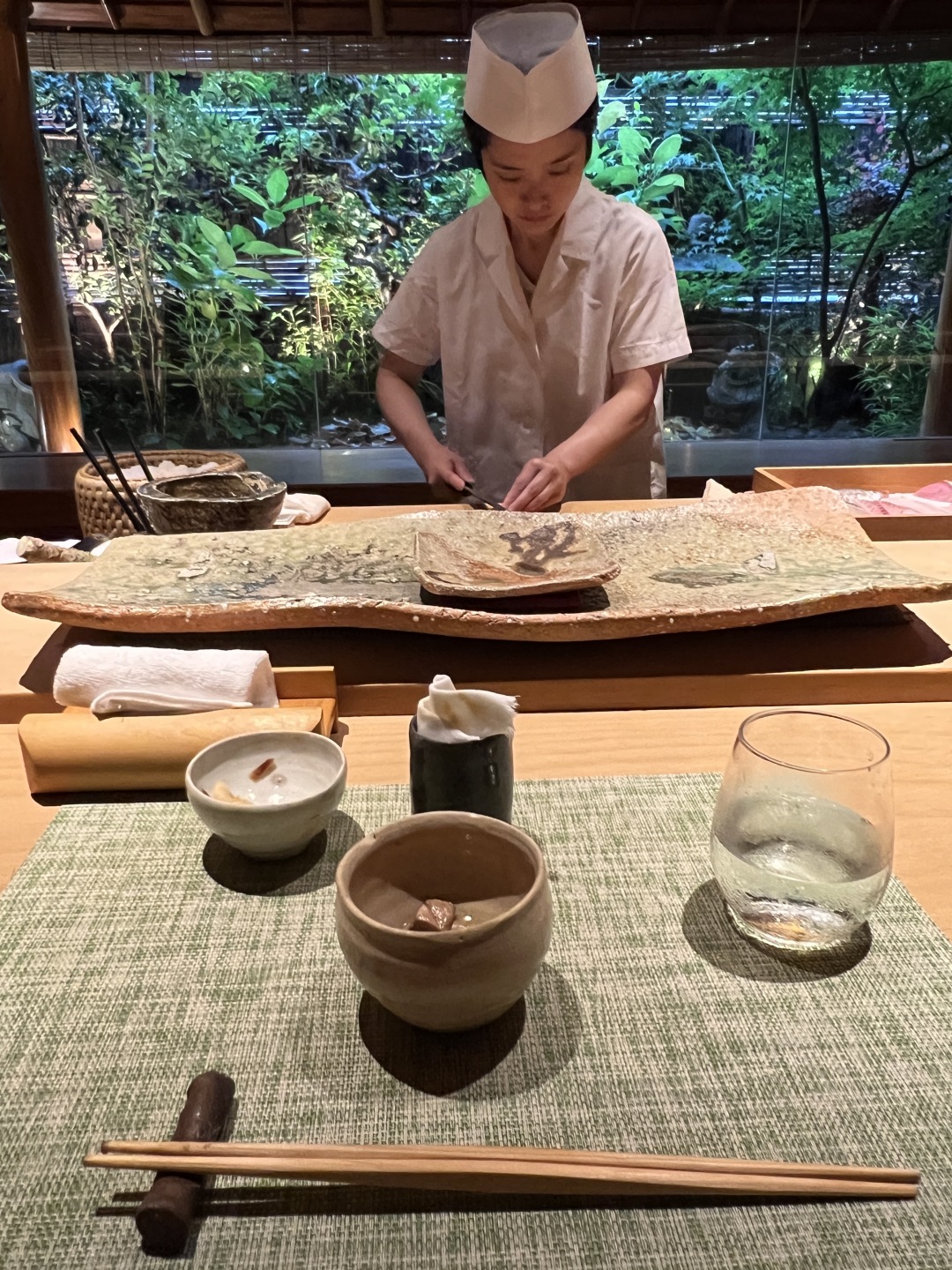 Osaka-Osaka Sushi Uchiyama restaurant?, the first time I ate omakase was with a female chef