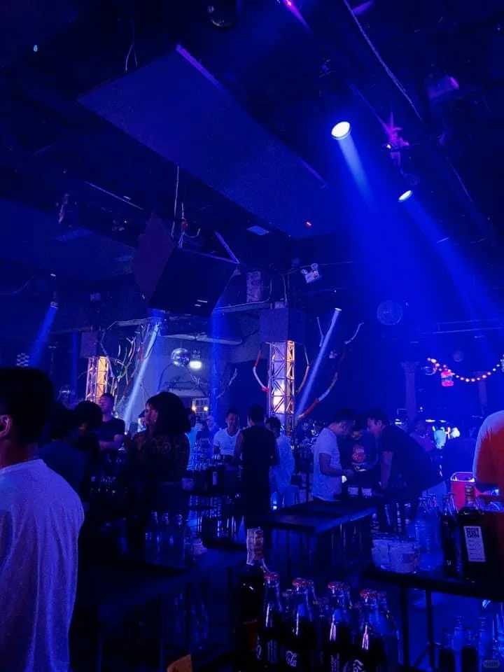 Bangkok-Fake Club The Next Gen in Bangkok?, a bar where you can feel the Thai handsome guys