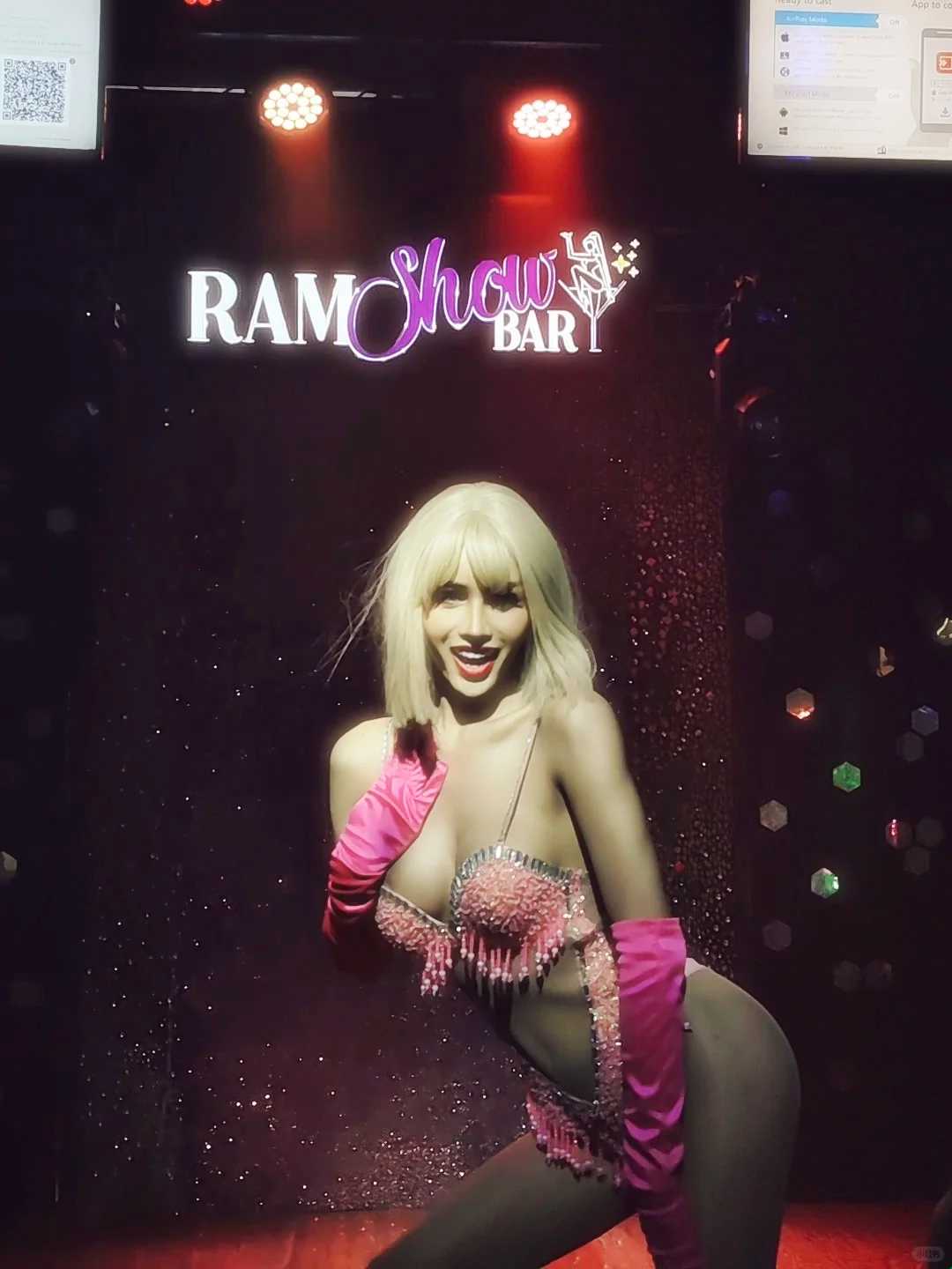 Chiang Mai-Ram Show Bar?, a must-visit gay and transgender bar in Chiang Mai