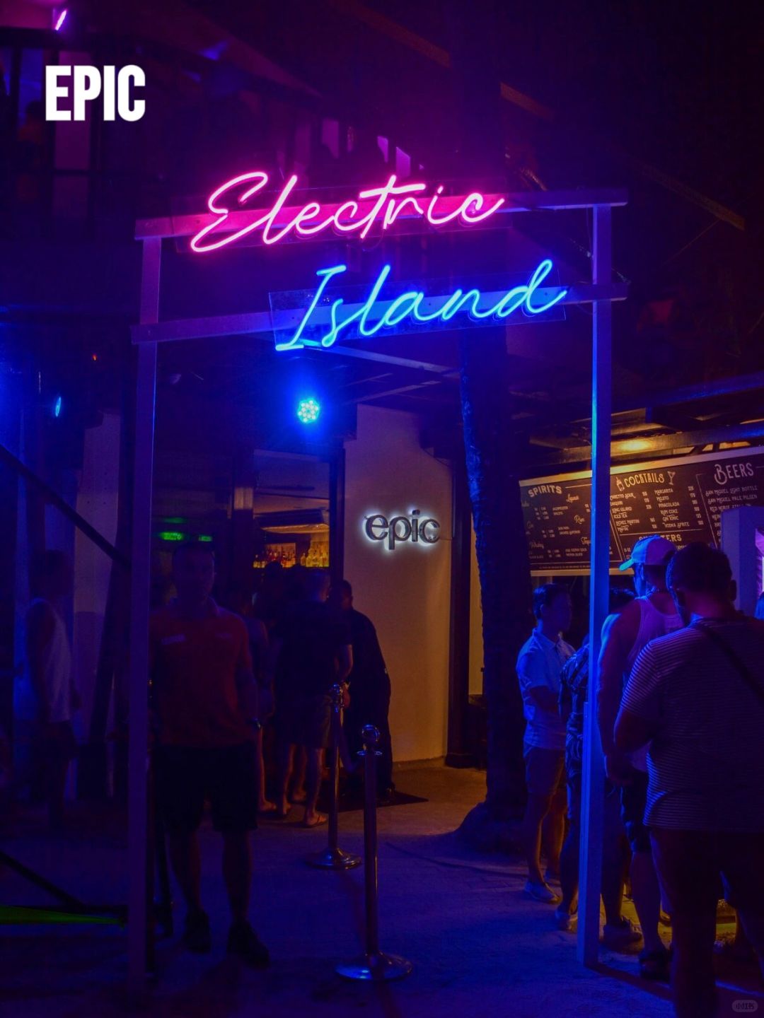 Boracay-OM and SUMMER PLACE bars?, experience the pleasant nightlife of Boracay