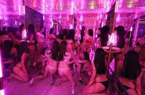 Seoul-Dao anma, the hottest erotic massage parlor in Seoul, offers special foreplay services