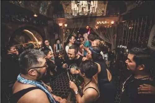 Bali-Bali nightlife, red light district travel guide, golden beaches and sexy girls