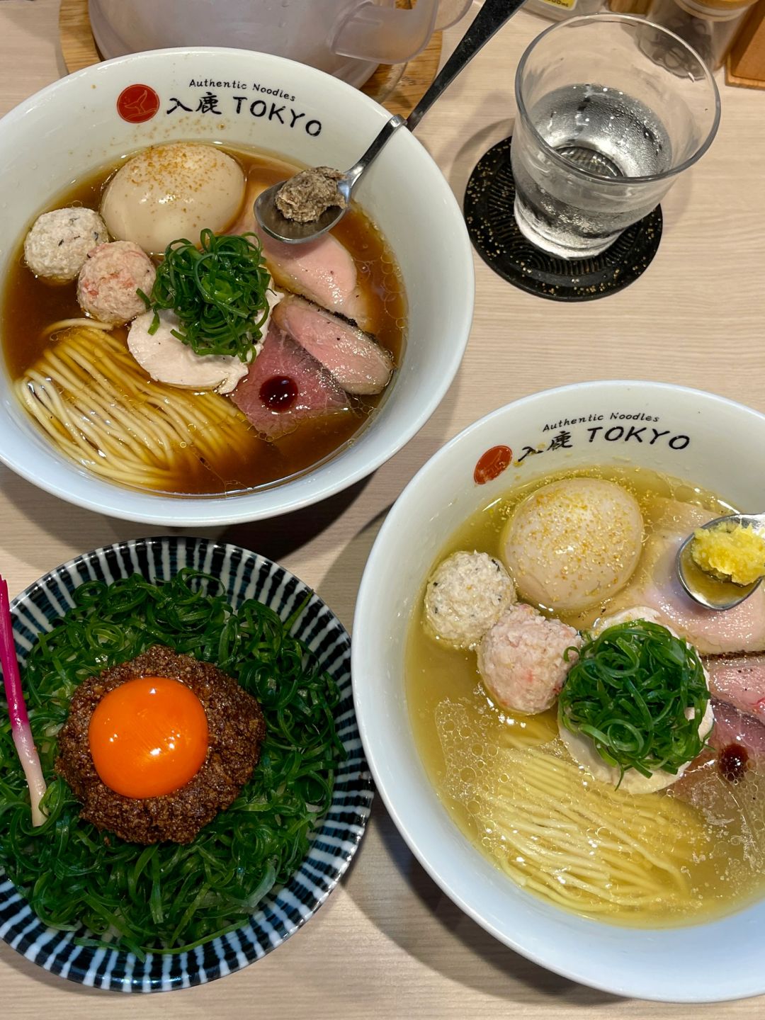 Tokyo-Tokyo Travel. Nezu Museum Garden Cafe and ??‍♂️Harry Potter Studios Hagrid Cake Pendant